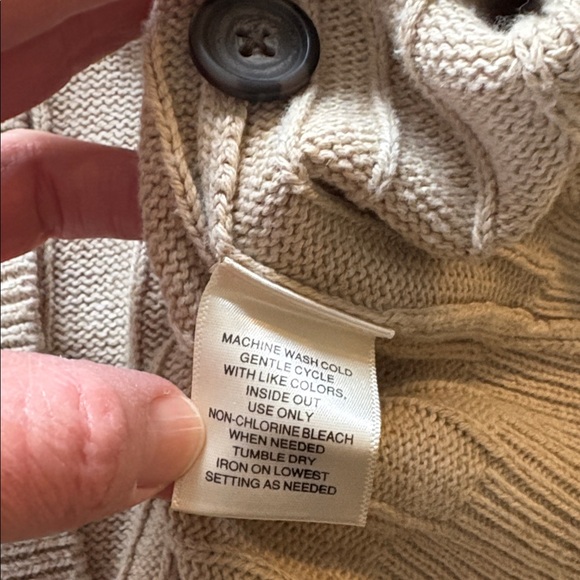 St John’s Bay sz L tan cableknit grandpa button down cardigan sweater - Picture 5 of 5